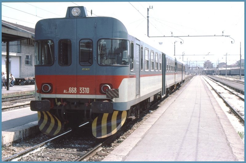 Aln668 3310 in Pescara C. (Archiv 07/86)
