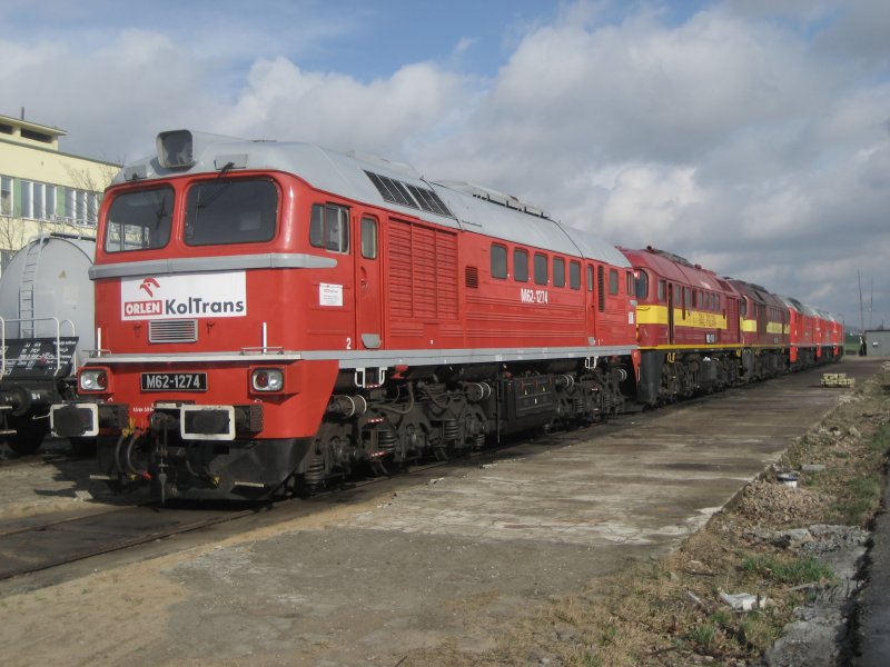 Als erste steht M62-1274. Alle von der ORLEN.