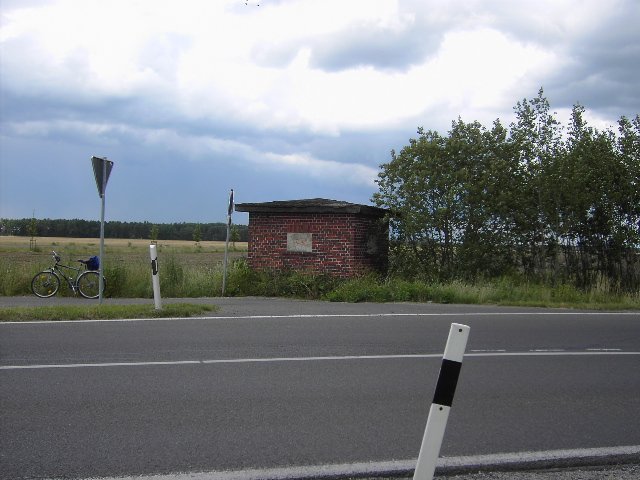alter Schrankenposten am Ortsteingang von Forst/Lausitz