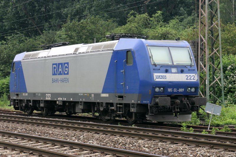 Am 04.06.2008 abgestellt in Gelsenkirche-Bismarck: RBH 222 ( 185 CL-009 ) noch mit RAG-Logo.