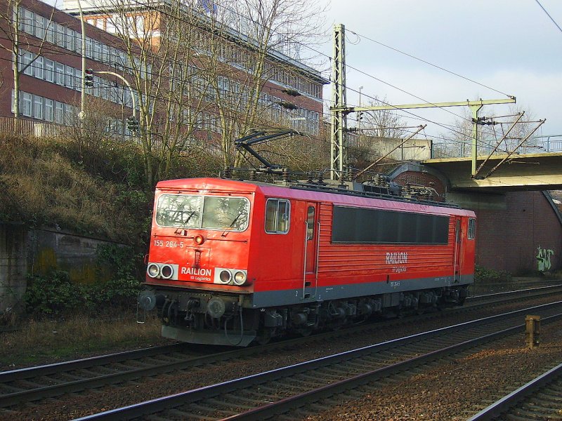 Am 08.01.2008 konnte ich 155 264 Lz auf dem Weg nach Maschen in Hamburg-Harburg auf Chip bannen.
