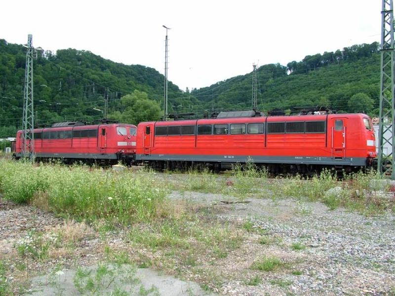 Am 09.07.2005 sind 151 132-8 und 151 036-1 in Geislingen (Steige)
zum Schiebedienst eingeteilt.