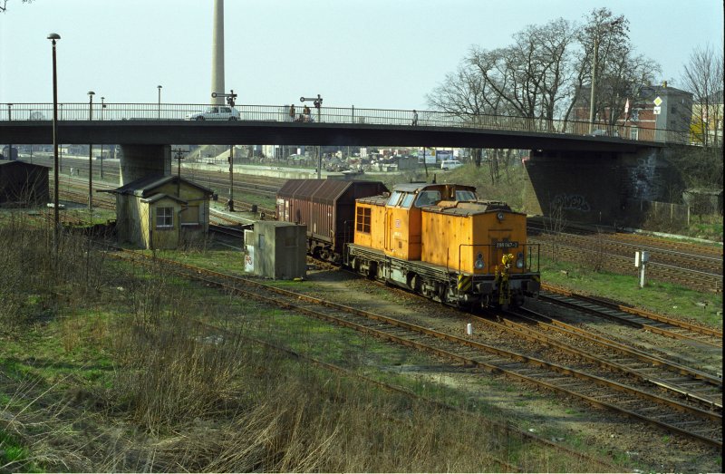 Am 1. April 1999 rangiert 298047 in Radeberg.
