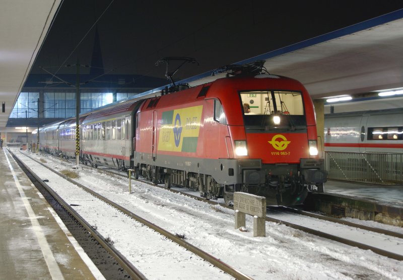 Am 14.01.2009 war 1116 063 der GySEV am EC967  Ignaz Semmelweis  (Wien-Budapest) eingeteilt.