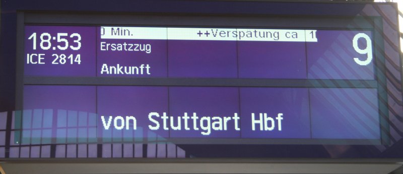 Am 14.5.08 fiel der IC 2165 wegen eines Feuerwehreinsatzes aus deshalb kam 411 082 als Ersatzzug ICE 2814 aus Stuttgart. Kalrsruhe Hbf Gleis 9