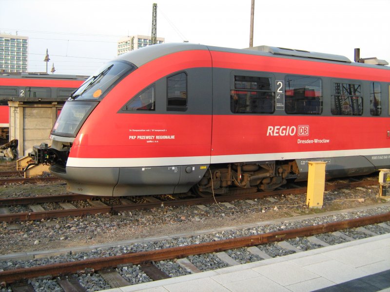 Am 21.03.2009 in Dresden Hauptbahnhof gesehen: Anschrift an 642 fr den Verkehr nach Wroclaw (Breslau)