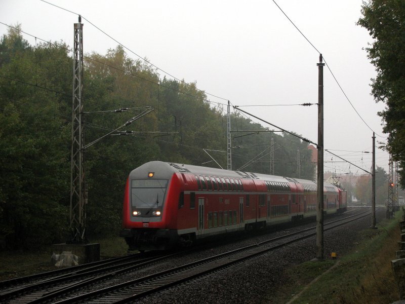 Am 23.10. durchf�hrt auch dieser RE 2 Bestensee in Richtung Cottbus.