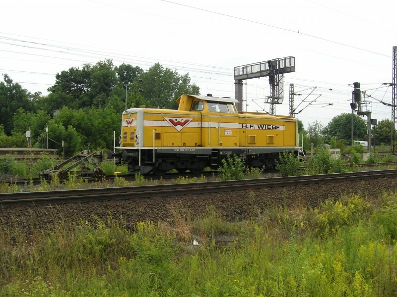 Am 26.06.2009 stand die Wiebe Lok 4 (92 80 1 212 107-7 D-BLP) im Gleis 16 des Gttinger Bahnhofs abgestellt