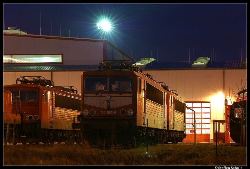 Am 27.03.08 konnte ich im Rostocker Werk im Seehafen die 155 093 fotografieren.