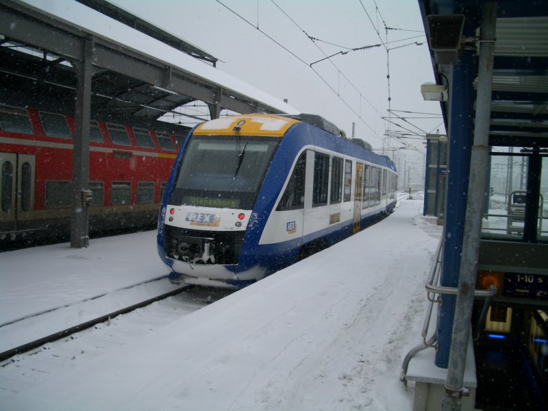 am 28.12.2005 ein VT der HEX im Bahnhof Halle/ Saale