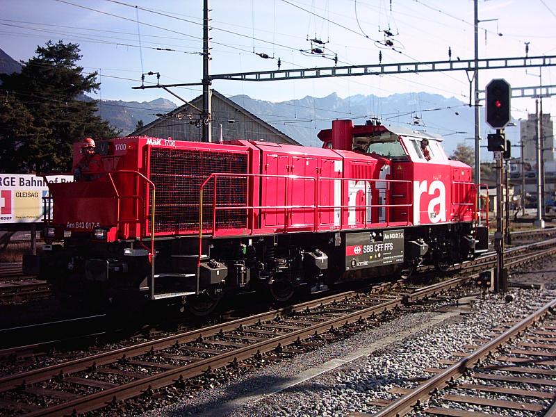 Am 843, eine nagelneue Verschubdiesellok fr die SBB in Buchs, am 24.10.2005.