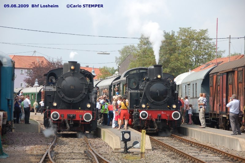 Am Bahnpost-Wochenende waren Sonntags (09.08.2009) Lokomotiwe  Losheim   und  Merzig  angeheizt und es wurde zur Freude der Besucher viel man�vriert und umgekuppelt.