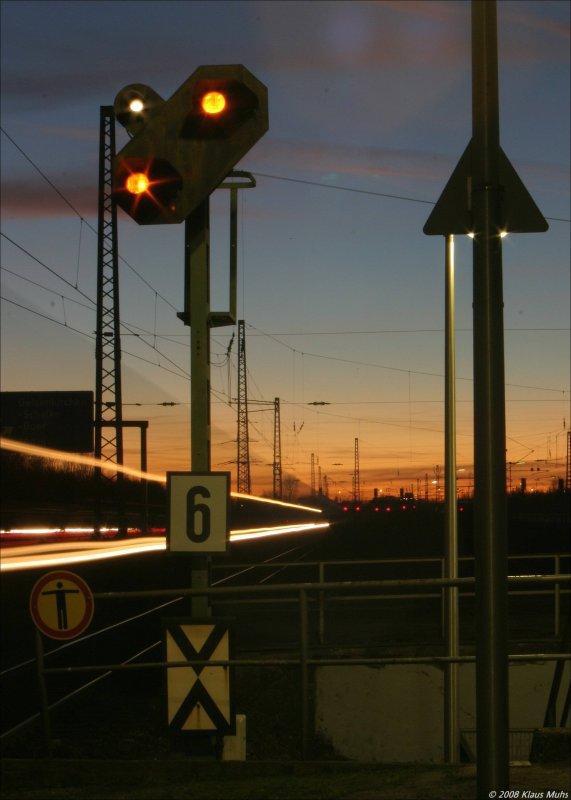 Am frhen Abend des 08.02.2008 durchfhrt RBH804 den HP Gelsenkirchen-Zoo.