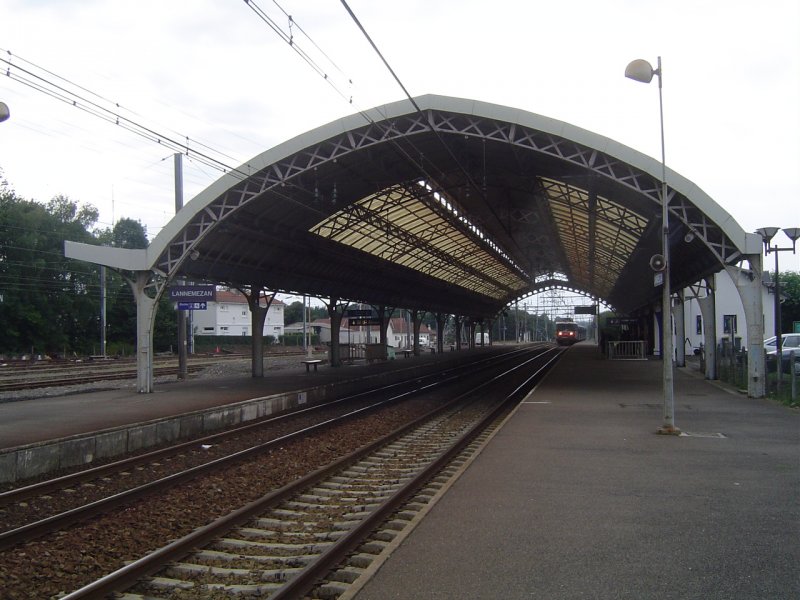 Am spten Nachmittag des 30.8.2007 fhrt der von Lourdes kommende ter 72712 mit der BB 8629 an der Spitze in den Bahnhof von Lannemezan (Hautes-Pyrnes) ein. Weiterfahrt nach Toulouse-Matabiau um 17.14.