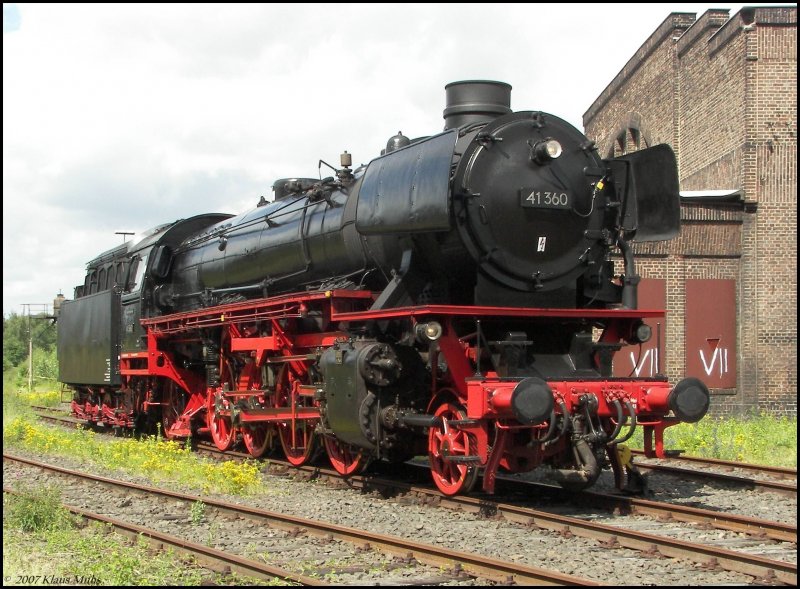 Am Tag der offenen T�r im BW Bismarck zu Gast im BW: die �lbefeuerte  41 360 kam aus Oberhausen-Osterfeld..  17.06.2007
