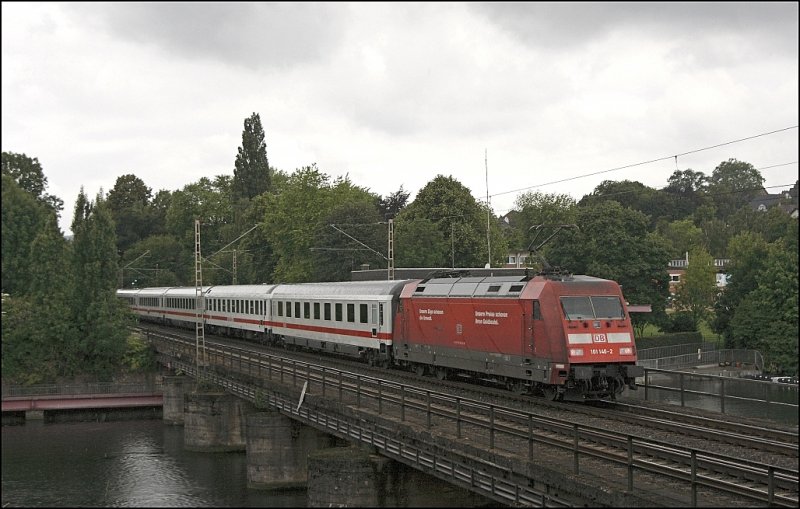 Am Zugschluss des IC 2141, Kln Hbf - Leipzig Hbf, schiebt die 101 140 (9180 6101 140-0 D-DB).
