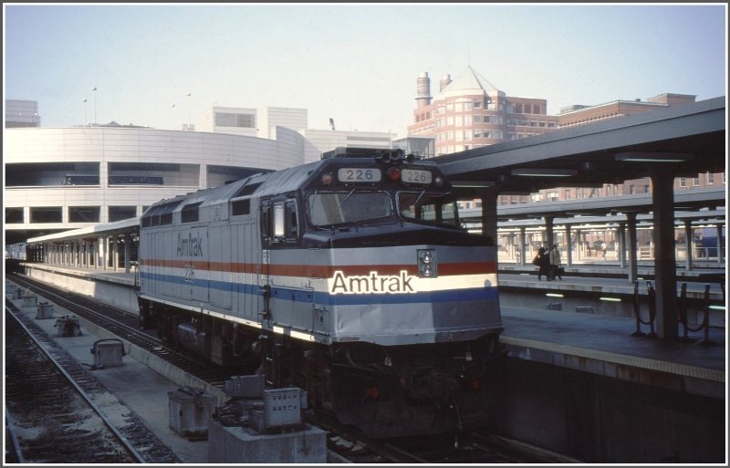 Amtrak F40PH in Boston South Station. (Archiv 07/1998)