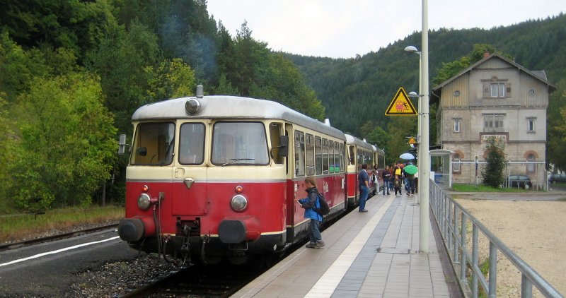 Anlsslich des Jubilums  5 Jahre Ringzug  fuhren am 13. September 2008 diese 3 MAN Schienenbusse der HZL auf der Strecke Tuttlingen-Fridingen.