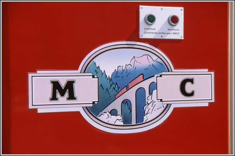 Anschrift und Trbettigungsknpfe an einem MC Triebwagen. Warum diese nur fr die SNCF Gltigkeit haben sollen, weiss ich nicht, vielleicht kann da Stefan Wohlfahrt weiterhelfen. (Archiv 08/94)