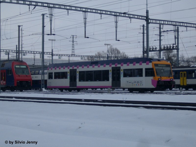 Arbeitsloser Bt 50 46 29-35 222-1 in der UA Oberwinterthur am 24.3.07