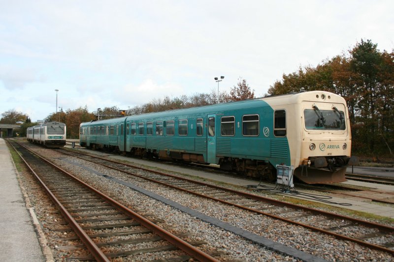 Arriva Triebwagen MR/MRD 4012/4212 macht am 19.10.2008 Wochenende in Varde.
