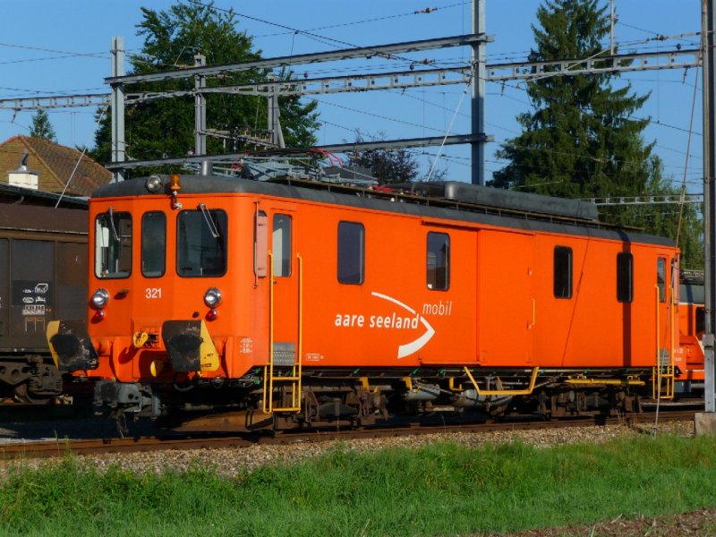 asm - 100 Jahre asm Langenthal - Gtertriebwagen De 4/4 321 vor dem asm Depot in Langenthal am 24.08.2008