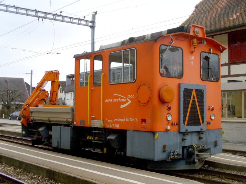 asm - Baudienst Tm 2/2 541 im Bahnhof von Tuffelen am 03.03.2008