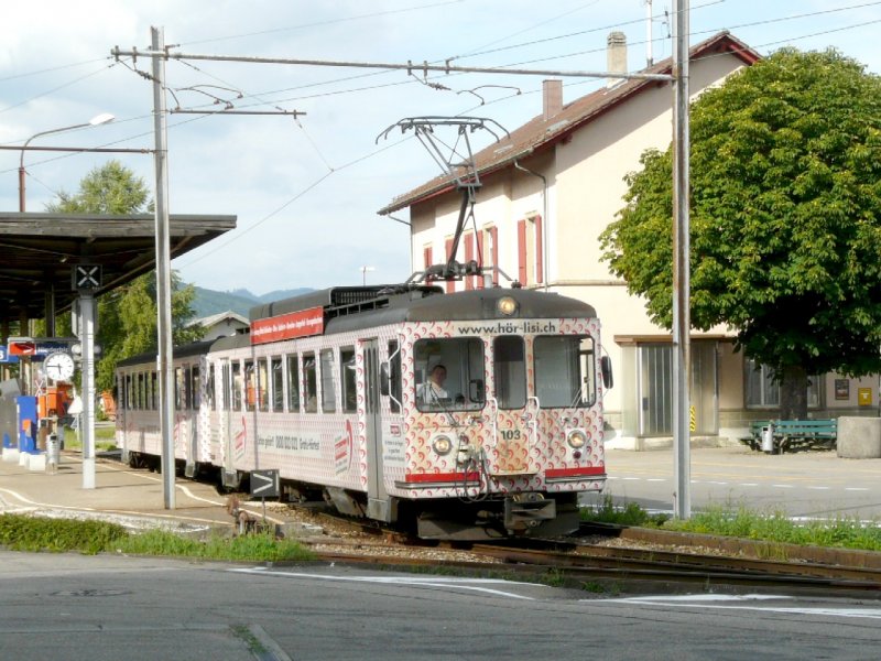 asm -  Be 4/4 103 mit Bt 153 bei der ausfahrt aus dem Bahnhof von Niederbipp am 02.08.2008