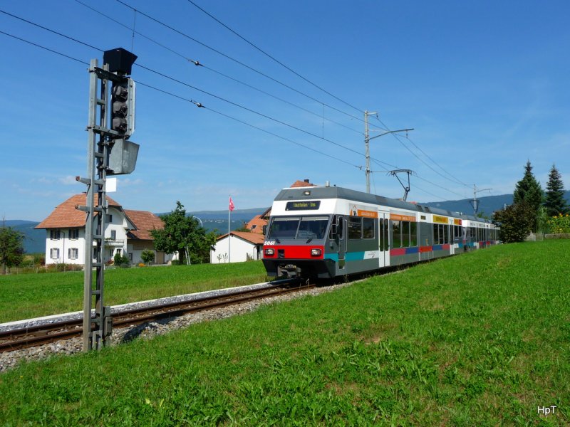 asm BTI - Regio nach Tuffelen - Ins mit den Triebwagen Be 2/6 506 und Be 2/6 505 beim Einfahrsignal vom Bahnhof Tuffelen am 17.08.2009