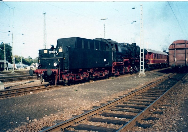 Auch 50 3539,war zu Plandampftage in der Pfalz,im Oktober 2000,mit dabei.Hier war die Lok im Ausgangsort Kaiserslautern.