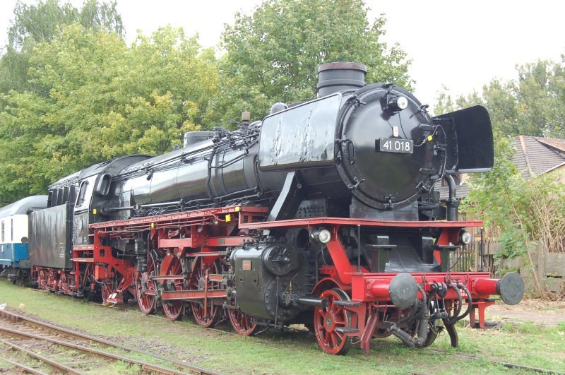 Auch die Baureihe 41 018 war am 3.9.2006 zu Besuch im Dampflokwerk Meiningen.