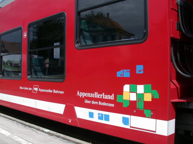 Auch der BDeh 3/6 der RHB gehrt jetzt zu den Appenzeller Bahnen.
Heiden 02.08.2006