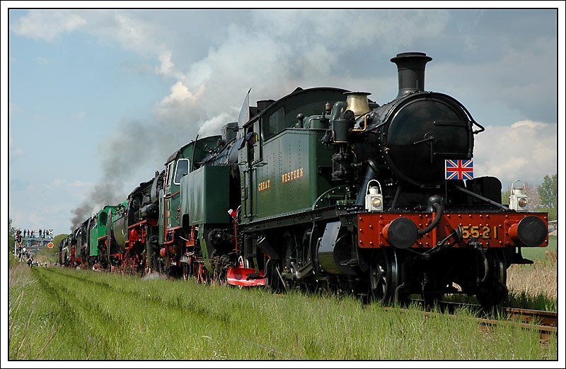 Auch eine englische Gastlokomotive, GWR 5521,  war bei der Parade in Wolsztyn am 3.5.2008 vertreten.  