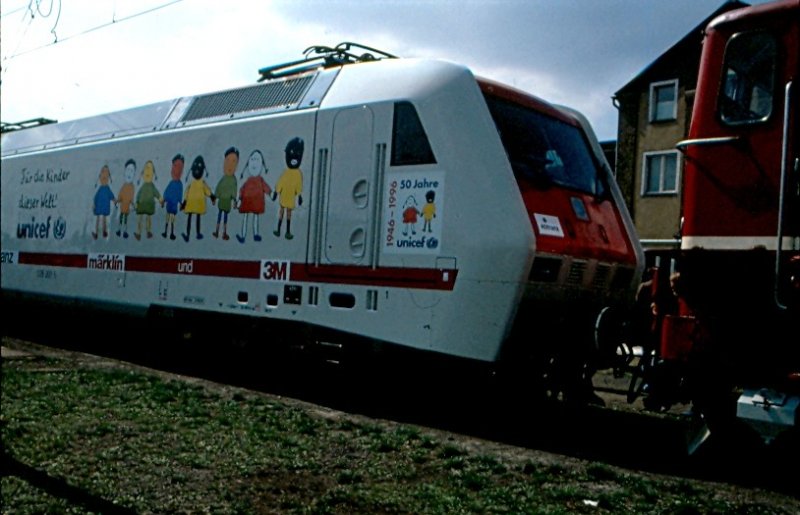 Auch sie war zu Gast im Dampflokfest, die 128X von AEG, die zumindest formal deutlich besser gelungen ist, als die 101 - nach meinem Geschmack.