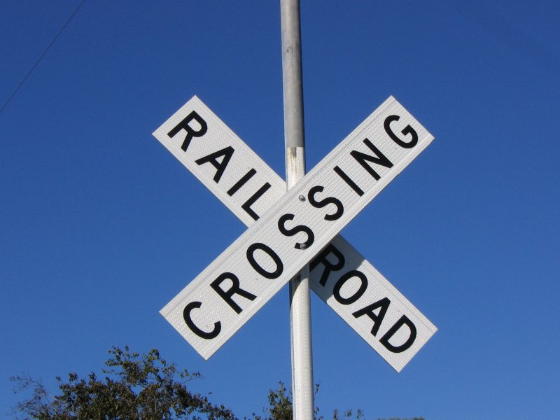 Aufgenommen an einem Bahnbergang am 3.12.2007 in Sealy (bei Houston, Texas).