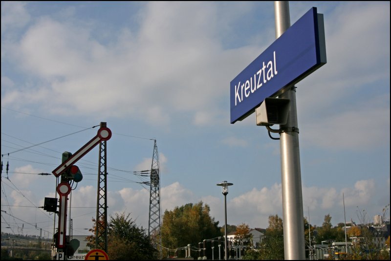 Ausfahrt zeigt das Signal Richtung Hagen. Kreuztal (04.10.07)