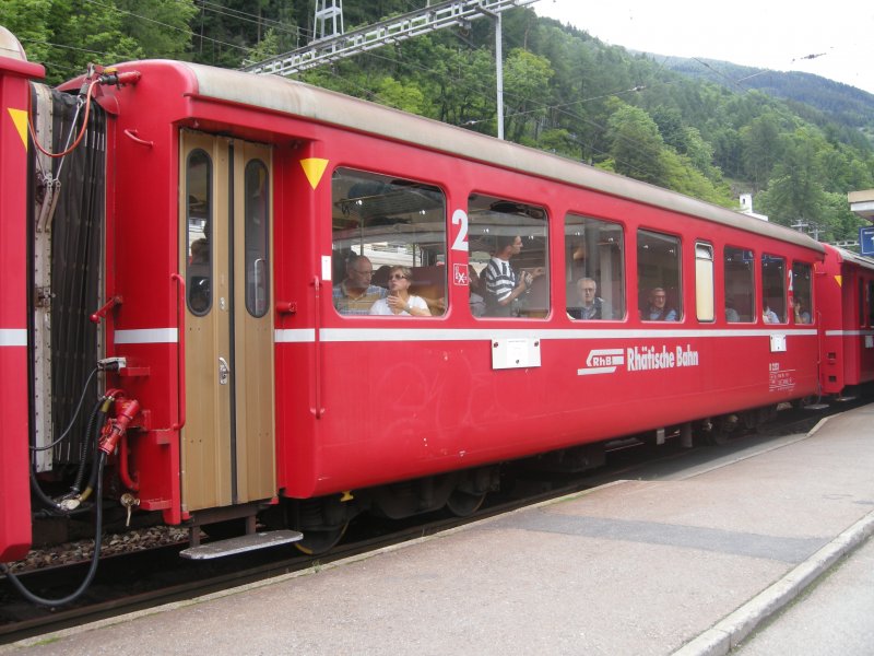 B 2233 am 08.06.08 in Poschiavo.