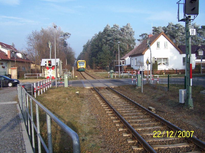 Bad Saarow Bahnhof   Zug Line OE35 der ODEG  kommt von F�rstenwalde/Spree Aufgenommen am 22 Dezember 2007