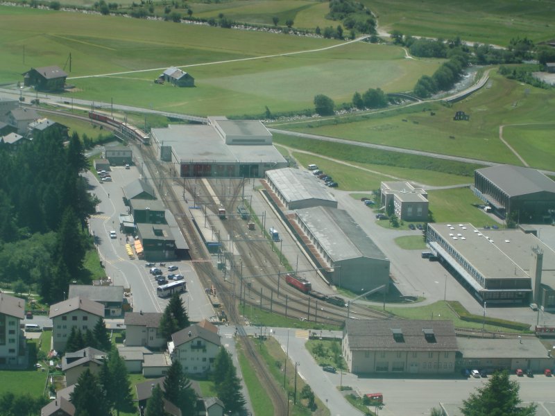 Bahnhof Andermatt vom Oberailppass aus gesehen