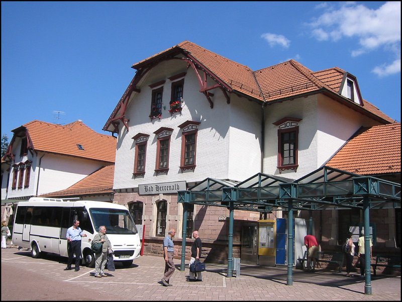 Bahnhof Bad Herrenalb am 02.07.2006.