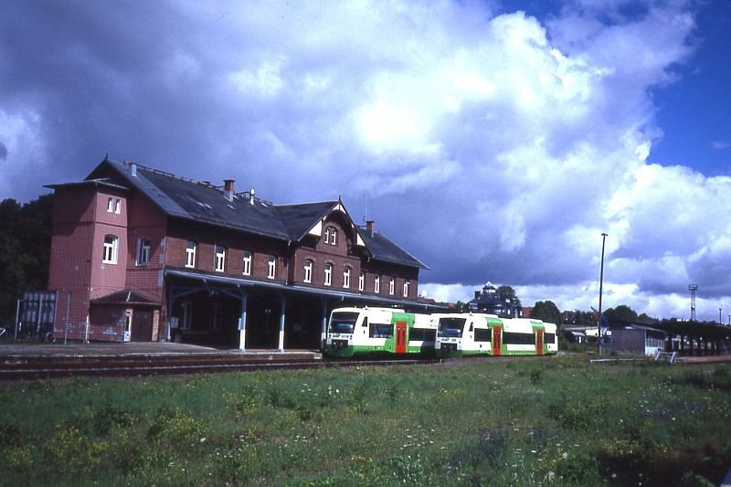 Bahnhof Ilmenau Z�ge der EIB und STB.