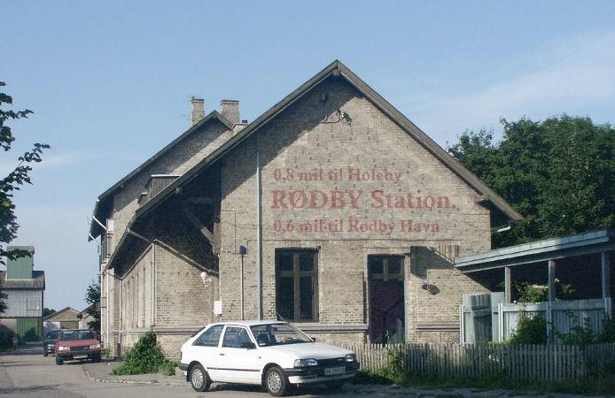Bahnhof Rdby an der alten stillgelegten Strecke Rdby Havn - Nykbing (Falster) 