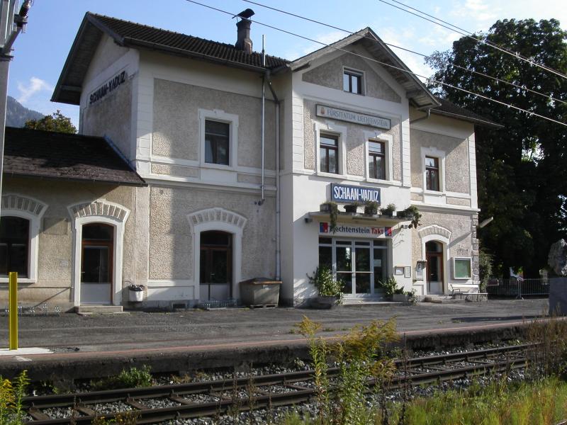 Bahnhof Schaan-Vaduz im Sptsommer 2005