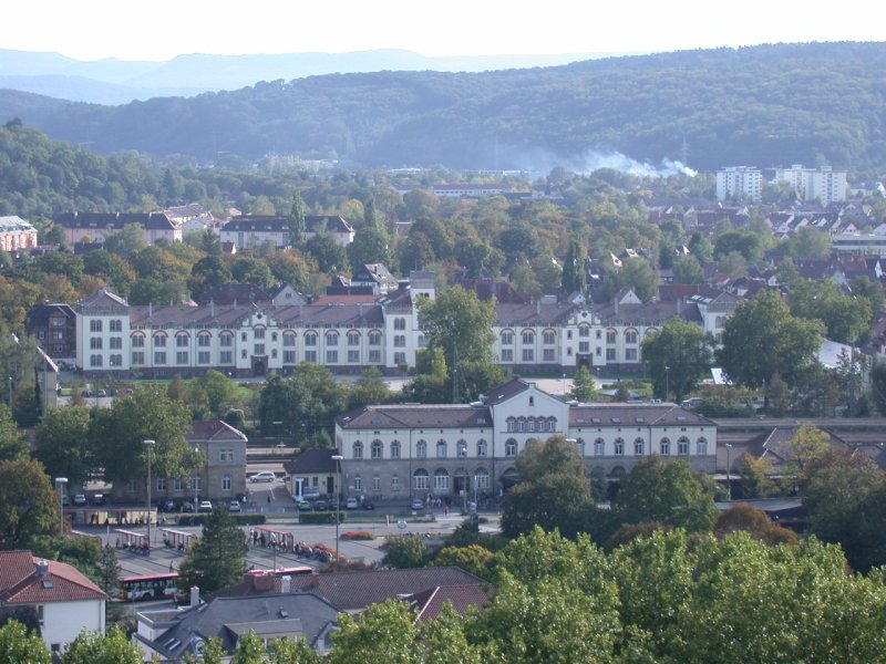 Bahnhof T�bingen vor der Thiepval Kaserne aufgenommen vom Turm der Stiftskirche am 09.10.2006