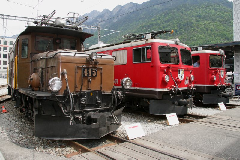 Bahnhofsfest Chur 2008: Lokparade vor dem Depot in Chur mit Krokodil Ge 6/6 I 415 + Ge 4/4 I 601  Albula  + Ge 6/6 II 702  Curia  am 24. Mai. 