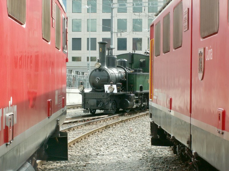 Bahnhofsfest in Chur,zwischen zwei E-Loks die G 3/4 Nr.1  Rhtia 
25.05.08