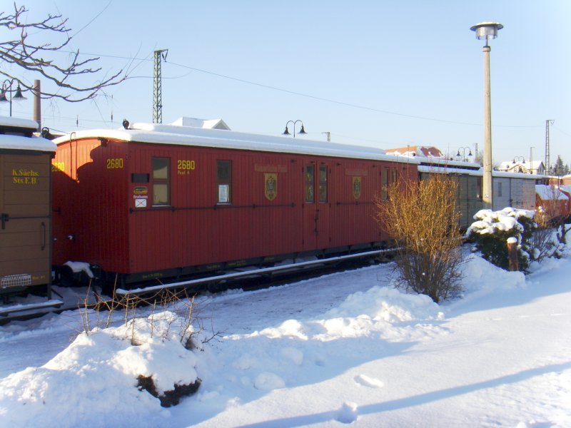Bahnpostwagen Nr.2680 der Kaiserlichen Post in Radebeul-Ost, am 10.01.2009.