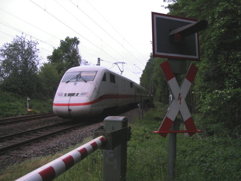 Bahnbergang in Bochum-Wattenscheid; 13.07.07