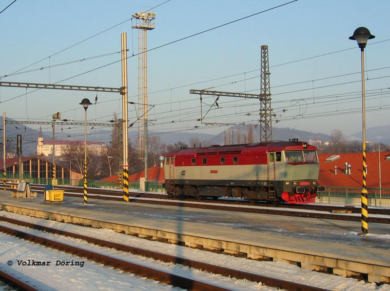 Bardotka 749 213 bei Durchfahrt im Bf Decin (Tetschen-Bodenbach) - 28.01.2006
