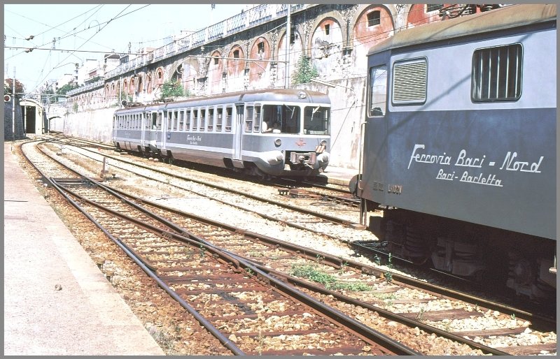 Bari ist Ausgangspunkt der Ferrovie Bari-Nord und Bari- Barletta.
Archiv 07/86) 